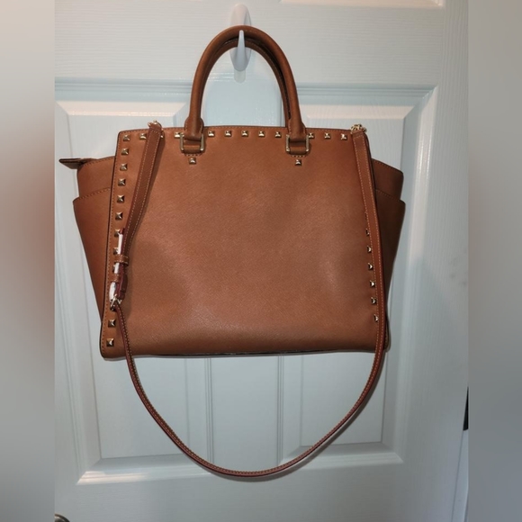 Michael Kors studded tote bag - Picture 13 of 16